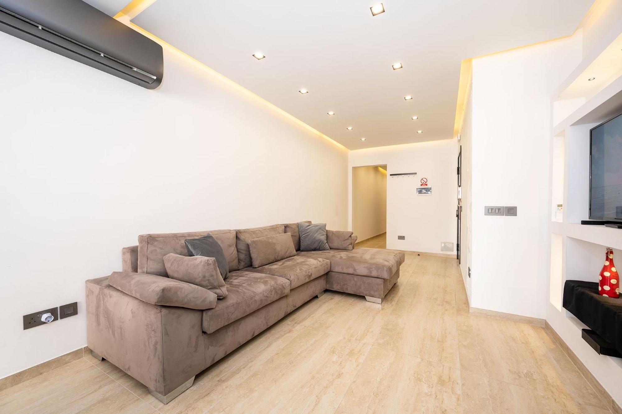 Modern 2 Bedroomed Apartment In Gzira Екстер'єр фото