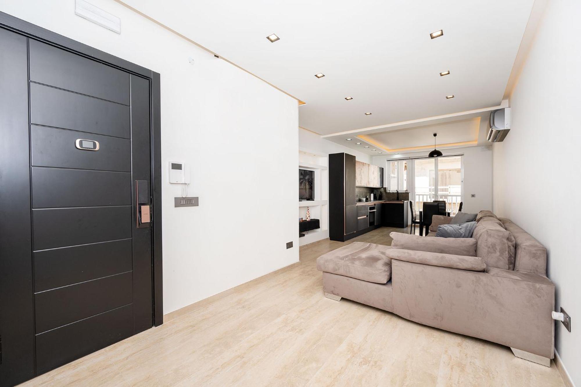 Modern 2 Bedroomed Apartment In Gzira Екстер'єр фото