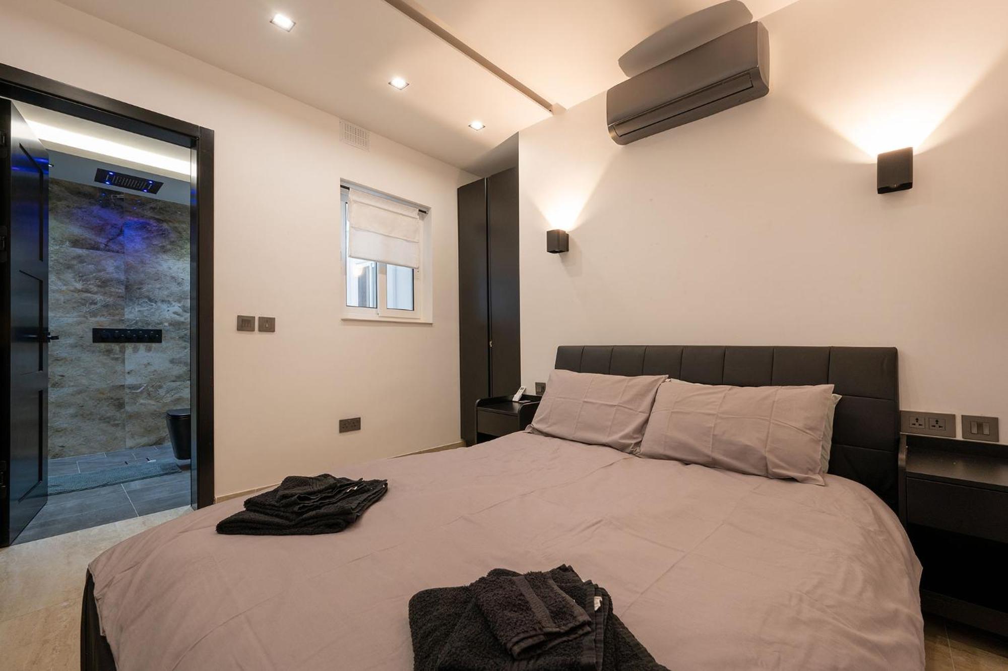 Modern 2 Bedroomed Apartment In Gzira Екстер'єр фото