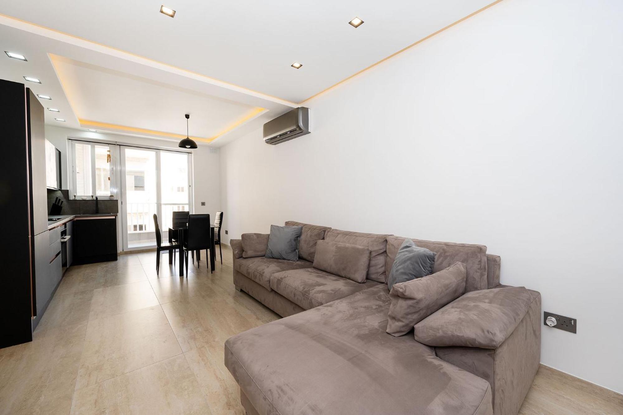 Modern 2 Bedroomed Apartment In Gzira Екстер'єр фото